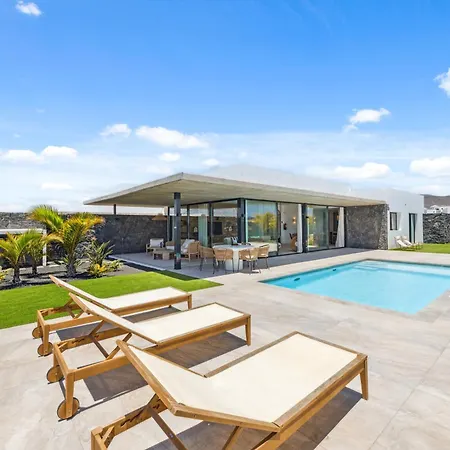 Апартаменты Macaronesian *